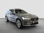 Volvo XC60 2.0 T6 | Pano | Trekhaak | Nieuw model | Thunder Grey | Apple Carplay | Plug-in hyrbid | Camera | Eerste eigenaar