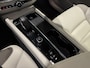 Volvo XC60 2.0 T6 | Pano | Trekhaak | Nieuw model | Thunder Grey | Apple Carplay | Plug-in hyrbid | Camera | Eerste eigenaar
