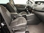Renault Scenic TCe 115 Bose | Pack Visio | audio-navigatie full map | cruise control | electronic climate control | kunstlederen/stof bekleding | lichtmetalen velgen 17 |