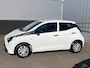 Toyota Aygo 1.0 VVT-i x-fun Nederlandse auto, start/stop systeem, airconditioning, centrale deurvergrendeling, uitstelbare zijruiten achter