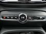 Volvo XC40 2.0 B4 AWD Ultimate Dark | Panoramadak | 360°-camera | Harman/Kardon | Memory | Apple/Android Carplay | Google | 20-inch | Leder-/Alcantara | Draadloze telefoonlader