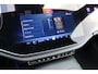 Mercedes-Benz E-klasse Estate 300 de 4MATIC AMG Line | Hyperscreen | Distronic+ | Zonweringpakket | Trekhaak | Stoelventilatie | HUD | 3D-Display | Burmester | Panoramadak |