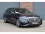 Mercedes-Benz E-klasse Estate 300 de 4MATIC AMG Line | Hyperscreen | Distronic+ | Zonweringpakket | Trekhaak | Stoelventilatie | HUD | 3D-Display | Burmester | Panoramadak |