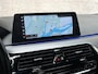 BMW 5-Serie 520i M Sport High Executive 184Pk Automaat (PANORAMADAK, M PAKKET, GROOT NAVI, MEMORY SEATS, 360 CAMERA, STOELVERWARMING, GETINT GLAS, SFEERVERLICHTING, NIEUWSTAAT)