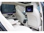 Mercedes-Benz EQS SUV 450+ AMG Line 108 kWh | Luchtvering | Hyperscreen | Achterasbesturing | Distronic+ | Entertainment Achter | Massage | Burmester | Verwarmd Stuurwiel | Tablet | HUD |