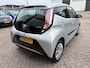 Toyota Aygo 1.0 VVT-i x-play AIRCO PARKEER CAMERA