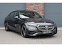 Mercedes-Benz E-klasse 400 e 4MATIC AMG Line | Hyperscreen | Luchtvering | Achterasbesturing | Distronic+ | HUD | Massage | Burmester | Nappa Leder | Trekhaak | Vlakkenverwarming | Stoelventilatie | Soft-Close |