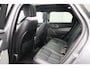Land Rover Range Rover Velar 2.0 I4 Turbo * R-Dynamic * SE 300PK Trekhaak Pano/dak