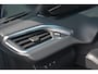 Peugeot 208 1.2 PureTech Allure | Navigatie | Panoramadak | JBL | Carplay | Camera | Cruise-control | Clima | NL auto!! | Keurige 208 en goed onderhouden. Recent een grote beurt gehad. DB riem is vervangen bij 89.000 lm