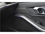 BMW 3-Serie 318i M Sport Pakket | Sfeer | Camera | Carplay | Led | Live Cockpit Pro | Leer | NL Auto! Stoelverw. | Shadow-line |