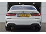 BMW 3-Serie 318i M Sport Pakket | Sfeer | Camera | Carplay | Led | Live Cockpit Pro | Leer | NL Auto! Stoelverw. | Shadow-line |