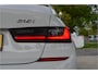 BMW 3-Serie 318i M Sport Pakket | Sfeer | Camera | Carplay | Led | Live Cockpit Pro | Leer | NL Auto! Stoelverw. | Shadow-line |