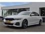 BMW 3-Serie 318i M Sport Pakket | Sfeer | Camera | Carplay | Led | Live Cockpit Pro | Leer | NL Auto! Stoelverw. | Shadow-line |