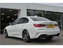 BMW 3-Serie 318i M Sport Pakket | Sfeer | Camera | Carplay | Led | Live Cockpit Pro | Leer | NL Auto! Stoelverw. | Shadow-line |