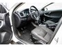 Volvo V40 Cross Country 1.6 T4 Momentum | Panoramadak | Navigatie | High Performance Audio | Parkeersensoren | Lichtmetalen Velgen