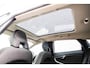 Volvo V40 Cross Country 1.6 T4 Momentum | Panoramadak | Navigatie | High Performance Audio | Parkeersensoren | Lichtmetalen Velgen