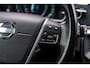 Volvo V40 Cross Country 1.6 T4 Momentum | Panoramadak | Navigatie | High Performance Audio | Parkeersensoren | Lichtmetalen Velgen
