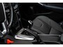 Volvo V40 Cross Country 1.6 T4 Momentum | Panoramadak | Navigatie | High Performance Audio | Parkeersensoren | Lichtmetalen Velgen