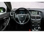 Volvo V40 Cross Country 1.6 T4 Momentum | Panoramadak | Navigatie | High Performance Audio | Parkeersensoren | Lichtmetalen Velgen