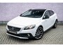 Volvo V40 Cross Country 1.6 T4 Momentum | Panoramadak | Navigatie | High Performance Audio | Parkeersensoren | Lichtmetalen Velgen