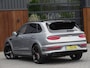 Bentley Bentayga 4.0 V8 550PK TwinTurbo / NAIM / diamanten / carbon / 22'' black