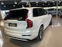 Volvo XC90 2.0 T8 Plug-in hybrid AWD Ultra Dark MY 26, Panoramadak, Elec. Trekhaak, Head up display, Luchtvering, Bowers & Wilkens, Stoelverwarming en stuurwielverwarming met massagestoelen