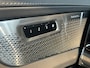 Volvo XC90 2.0 T8 Plug-in hybrid AWD Ultra Dark MY 26, Panoramadak, Elec. Trekhaak, Head up display, Luchtvering, Bowers & Wilkens, Stoelverwarming en stuurwielverwarming met massagestoelen