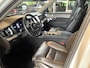 Volvo XC90 2.0 T8 Plug-in hybrid AWD Ultra Dark MY 26, Panoramadak, Elec. Trekhaak, Head up display, Luchtvering, Bowers & Wilkens, Stoelverwarming en stuurwielverwarming met massagestoelen