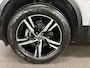 Volvo XC40 1.5 T2 R-Design/ NL auto/ Automaat/ Elektrische trekhaak/ Camera/ Sensoren