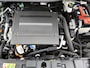 Jeep Avenger 1st Edition 54 kWh | Automaat | LMV | Navigatie | Climate Control | Camera | Adaptive Cruise Control | Elektrische Achterklep | Stoel verwarming  | Apple carplay