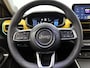 Jeep Avenger 1st Edition 54 kWh | Automaat | LMV | Navigatie | Climate Control | Camera | Adaptive Cruise Control | Elektrische Achterklep | Stoel verwarming  | Apple carplay