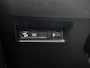 Jeep Avenger 1st Edition 54 kWh | Automaat | LMV | Navigatie | Climate Control | Camera | Adaptive Cruise Control | Elektrische Achterklep | Stoel verwarming  | Apple carplay