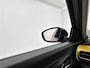 Jeep Avenger 1st Edition 54 kWh | Automaat | LMV | Navigatie | Climate Control | Camera | Adaptive Cruise Control | Elektrische Achterklep | Stoel verwarming  | Apple carplay