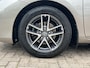 Toyota Auris Touring Sports 1.6 Trend | Dealeronderhouden | 1e eigenaar | Parkeercamera | Cruise control | Automatische airco |