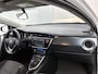 Toyota Auris Touring Sports 1.8 Hybrid Dynamic | Navigatie | Camera | Cruise Control | Climate Control | Dealer Onderhouden | Onderweg-naar-dealer
