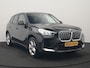 BMW iX1 xDrive30 Launch Edition 67 kWh 313pk Dealer O.H. | Adaptief M Onderstel | Camera | Stoelverwarming | Widescreen Navi | Sfeerverlichting | Apple Carplay | Navigatie | DAB | 18'' L.M. | Virtual | Cruise Control |