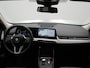 BMW iX1 xDrive30 Launch Edition 67 kWh 313pk Dealer O.H. | Adaptief M Onderstel | Camera | Stoelverwarming | Widescreen Navi | Sfeerverlichting | Apple Carplay | Navigatie | DAB | 18'' L.M. | Virtual | Cruise Control |
