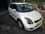 Suzuki Swift 1.5 Exclusive | NIEUWE APK | NW KOPPELING | AIRCO | LMV |