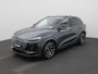 Audi SQ6 e-tron quattro 100 kWh 490 PK l Adaptive cruise control l Bang & Olufsen 3D l Elektrisch instel. voorstoelen l Geheugen best.stoel l Adaptieve S-luchtvering l Stoelverwarming voor en achter l Stuurverwarming l Glazen panoramadak l Navigatie l Climate control l MMI-bijrijdersscherm l 360 graden camera l Head-up display l Trekhaak l Elektrisch verstelbaar stuur l Alarm klasse III