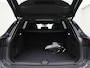 Audi SQ6 e-tron quattro 100 kWh 490 PK l Adaptive cruise control l Bang & Olufsen 3D l Elektrisch instel. voorstoelen l Geheugen best.stoel l Adaptieve S-luchtvering l Stoelverwarming voor en achter l Stuurverwarming l Glazen panoramadak l Navigatie l Climate control l MMI-bijrijdersscherm l 360 graden camera l Head-up display l Trekhaak l Elektrisch verstelbaar stuur l Alarm klasse III