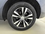 Volvo XC60 2.0 T6 Plug-in hybrid AWD Core Bright 350PK | Wegklapbare Trekhaak | Schuif-/Kanteldak | All Season Banden | Stoel- en Stuurverwarming | Achterbankverwarming | Elektrische Kofferklep | Apple CarPlay & Android Auto