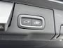 Volvo XC60 2.0 T6 Plug-in hybrid AWD Core Bright 350PK | Wegklapbare Trekhaak | Schuif-/Kanteldak | All Season Banden | Stoel- en Stuurverwarming | Achterbankverwarming | Elektrische Kofferklep | Apple CarPlay & Android Auto