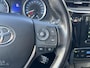 Toyota Corolla Sedan 1.6 VVT-i Executive | Trekhaak, Parkeersensoren, Half leer, Stoelverwarming, Climate control,1.300KG Trekgewicht, Uniek!