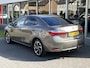 Toyota Corolla Sedan 1.6 VVT-i Executive | Trekhaak, Parkeersensoren, Half leer, Stoelverwarming, Climate control,1.300KG Trekgewicht, Uniek!