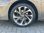 Toyota Corolla Sedan 1.6 VVT-i Executive | Trekhaak, Parkeersensoren, Half leer, Stoelverwarming, Climate control,1.300KG Trekgewicht, Uniek!