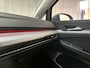 Volkswagen Golf 1.0 eTSI DSG Life Sfeerverlichting Navigatie Parkeersensoren DAB+ App-Connect