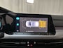 Volkswagen Golf 1.0 eTSI DSG Life Sfeerverlichting Navigatie Parkeersensoren DAB+ App-Connect