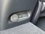 Volvo EC40 Single Motor Extended Range Ultra Black Edition Europa 82 kWh | Panoramadak | Google Maps navigatie | 20 inch velgen | Harman Kardon audio | Stoel- en stuurverwarming | Elektrische stoelverstelling |