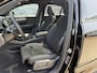 Volvo EC40 Single Motor Extended Range Ultra Black Edition Europa 82 kWh | Panoramadak | Google Maps navigatie | 20 inch velgen | Harman Kardon audio | Stoel- en stuurverwarming | Elektrische stoelverstelling |