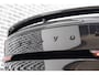 Volvo EC40 Single Motor Extended Range Ultra Black Edition Europa 82 kWh | Panoramadak | Google Maps navigatie | 20 inch velgen | Harman Kardon audio | Stoel- en stuurverwarming | Elektrische stoelverstelling |